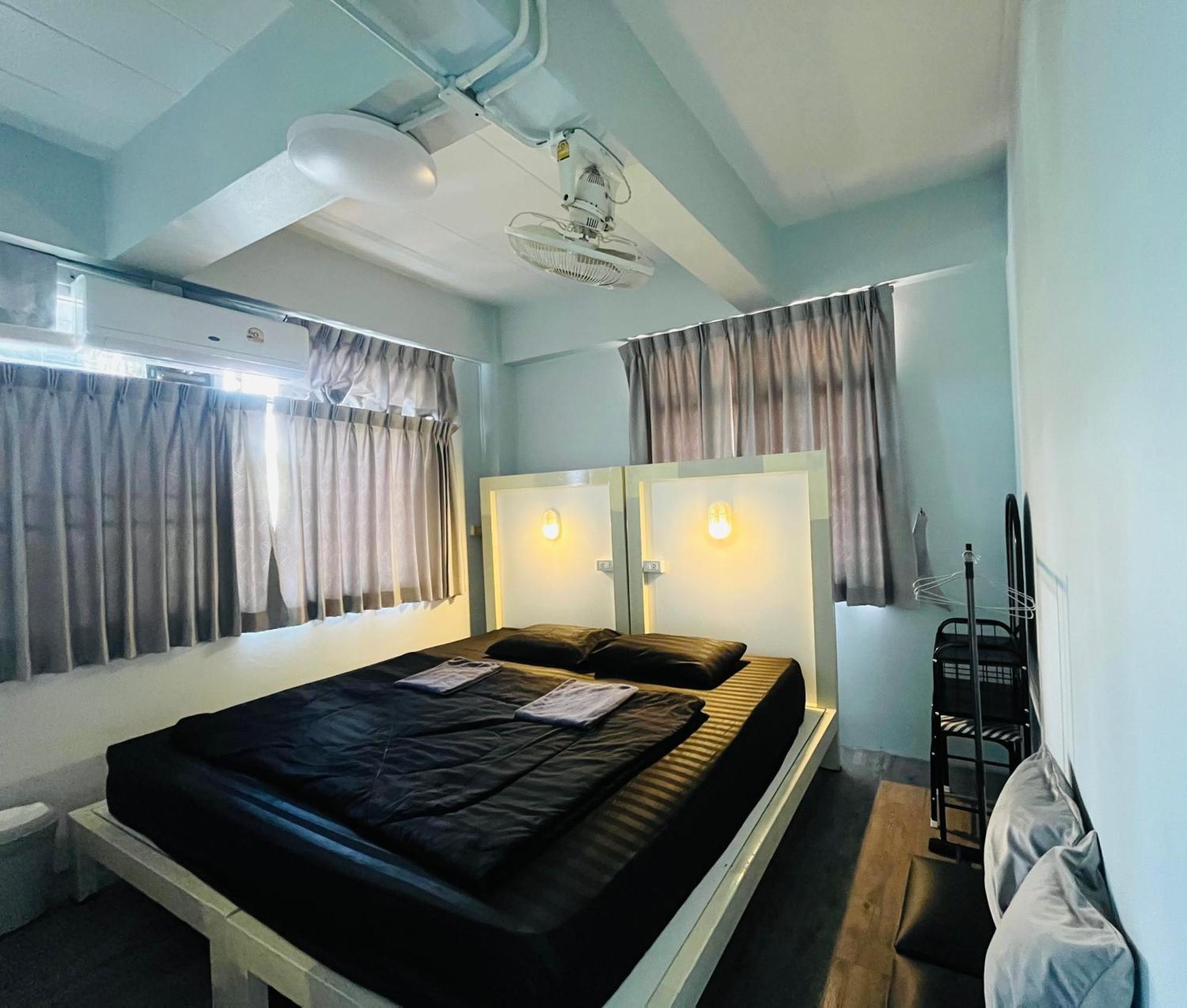 Patone Hostel Phra Nakhon Si Ayutthaya Exterior foto